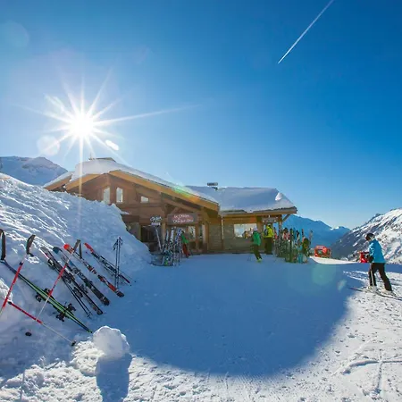 Lachenal 209a Lift 3-min Walk - Happy Chamonix